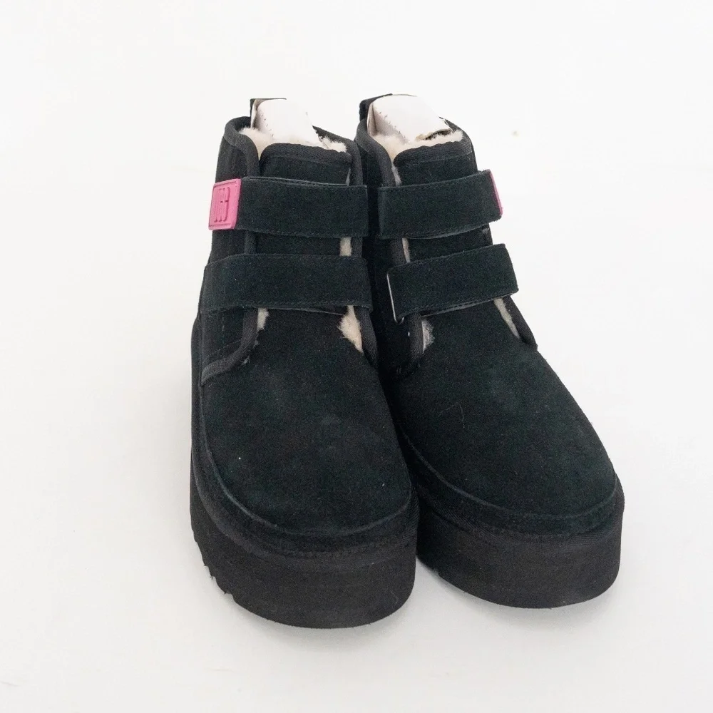 UGG Girl. Neumel Platform Boots. - Picture 6 of 15